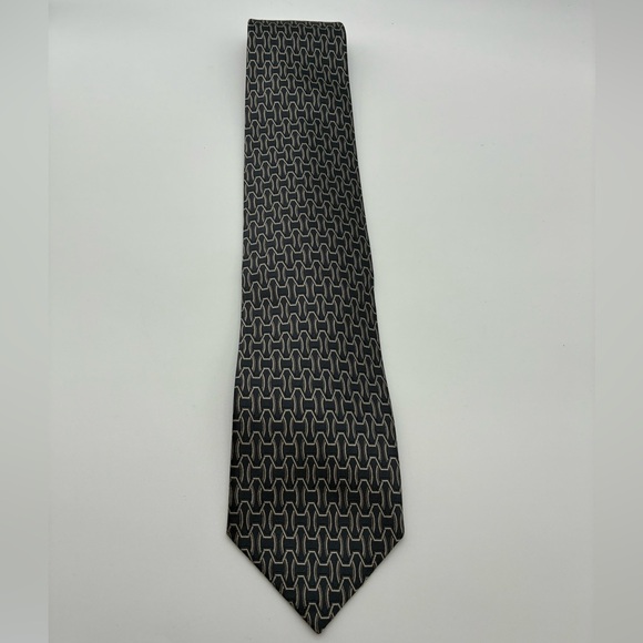NWOT yves saint Laurent Elegant Black and Gray Men's Tie